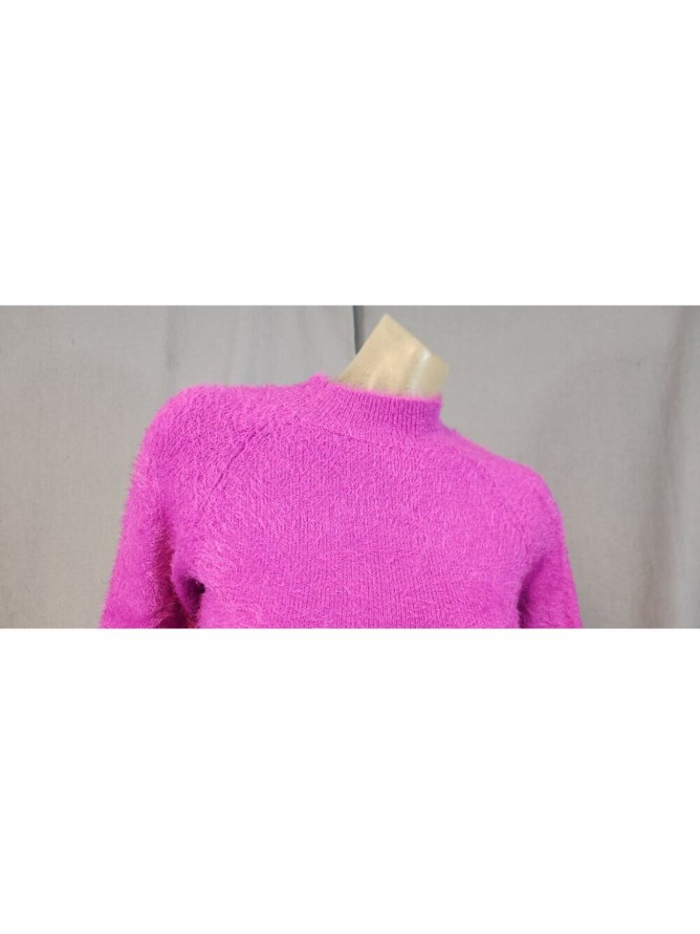 Altar'D State Solid Pink Cropped Crew Neck Long Sleeve SMALL Womens NEW - Picture 2 of 6